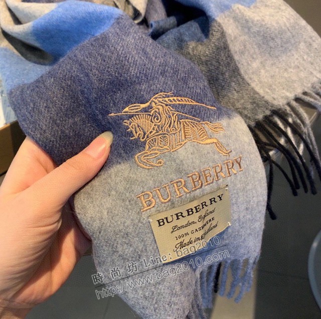 Burberry專櫃最新男士女士情侶羊絨圍巾 巴寶莉2021新款格子圍巾  mmj1585